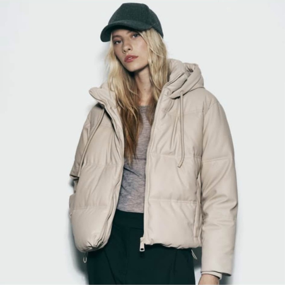 Women's Beige Puffer Jacket in black used ones time